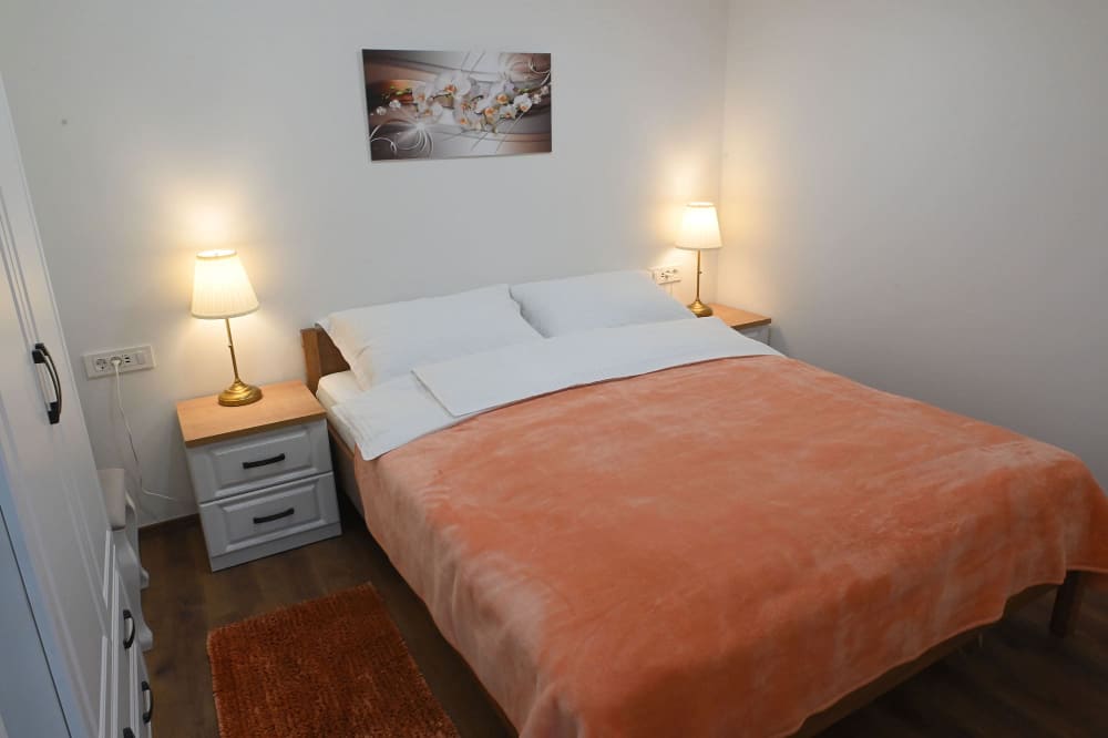 Apartment 7